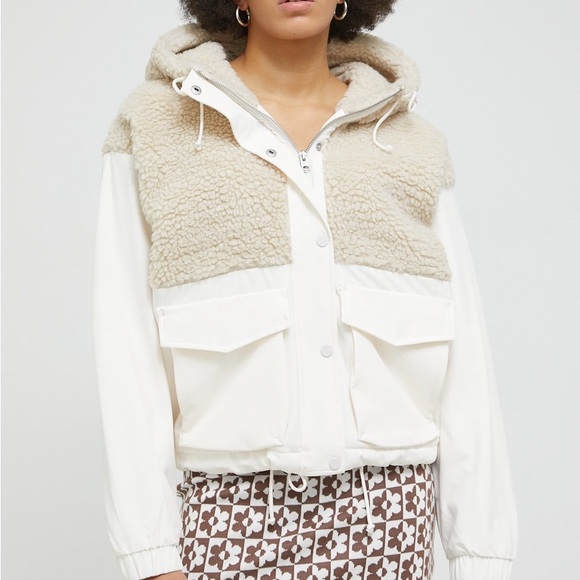 Abercrombie & Fitch A&F Size S Cozy Sherpa  Winterized Crop Hooded Jacket - Picture 1 of 7